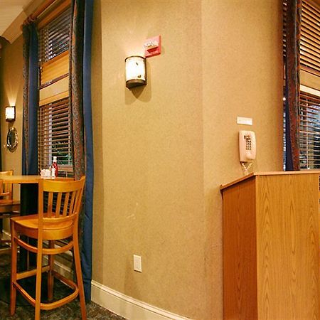 Mainsail Tampa Extended Stay ภายนอก รูปภาพ